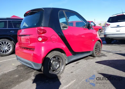 2013 Smart Fortwo Pure из США, поврежденный, VIN WMEEJ3BA8DK717705